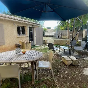 Jolie Petite Maison - Montfavet , Avignon France