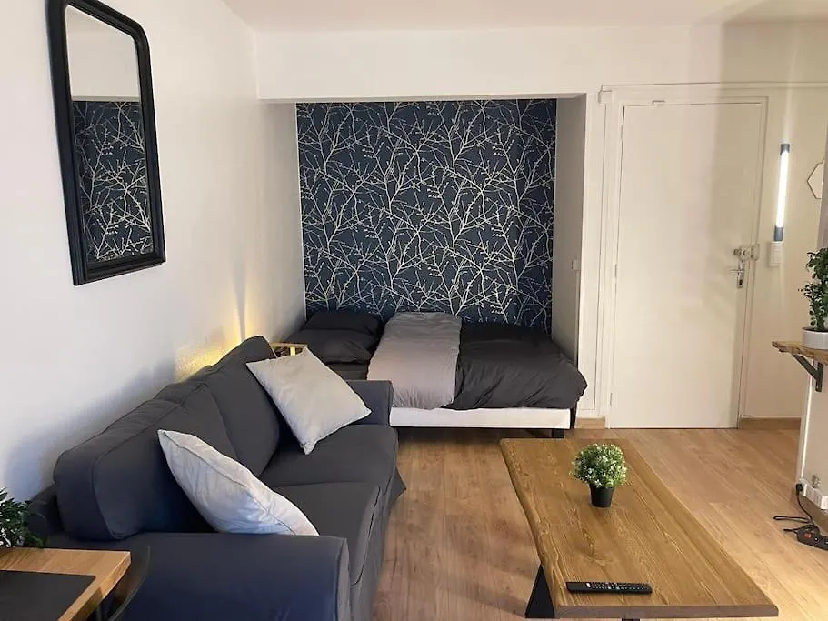 Studio Moderne A Antony